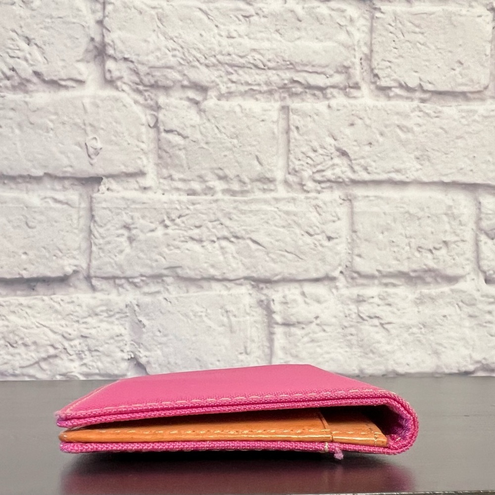 Lands’ End Small Bifold Card Wallet w/Canvas Exterior & Leather Interior - Picture 6 of 10